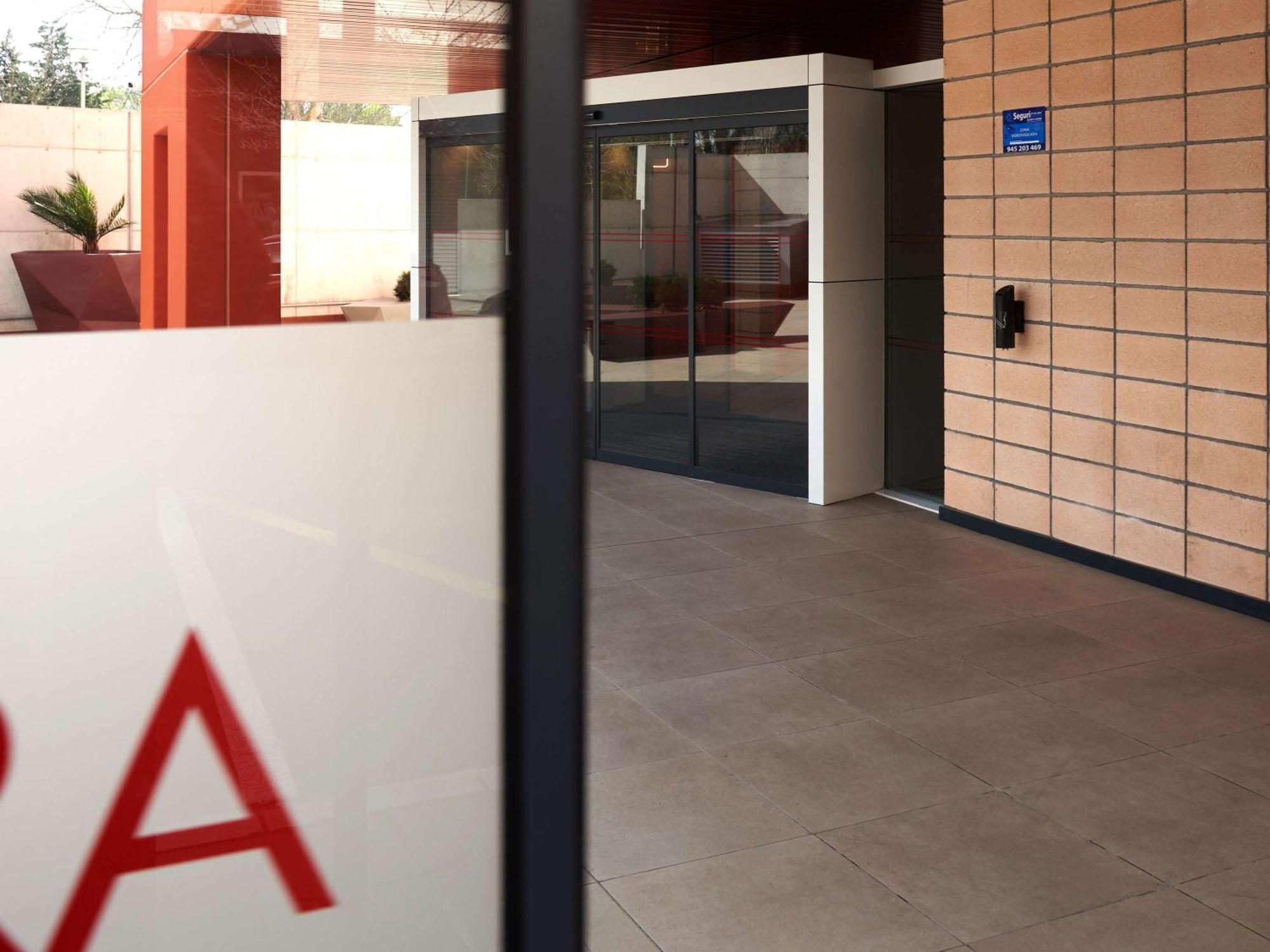 Ibis Budget Vitoria Gasteiz Экстерьер фото